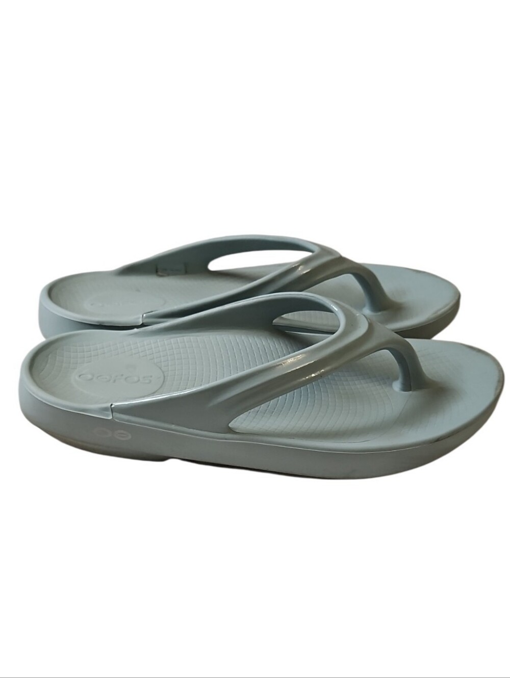 OOFOS OOLALA Ice/Light Blue Flip Flop Thong Sandals -  Size 8
